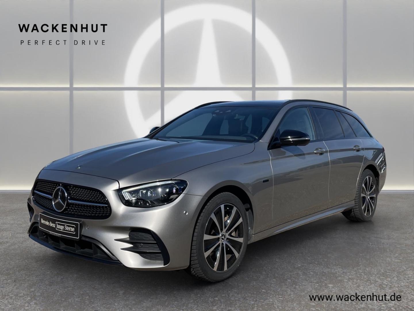 Mercedes-Benz E 300 de T AMG Night Pano AHK Distronic