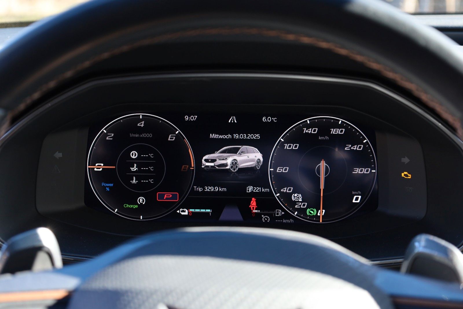 Fahrzeugabbildung CUPRA Leon Sportstourer 1,4TSI e-Hybrid *SHZ *Full-Li