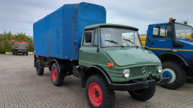 Unimog U 416 Sattelzugmaschine mit Auflieger