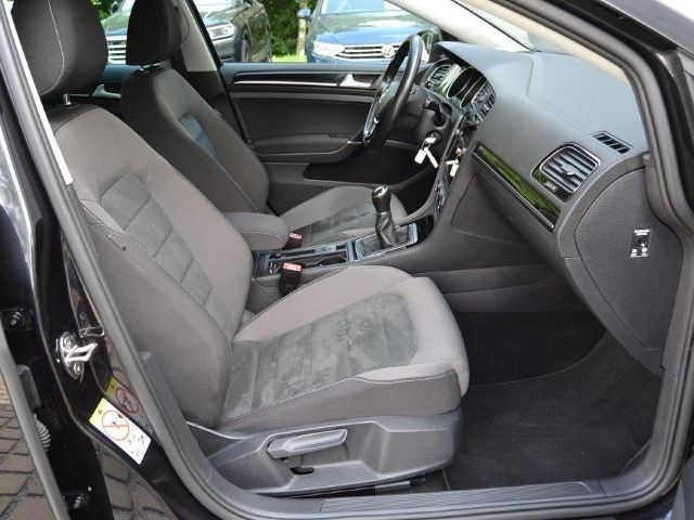 Golf VII 1.5 TSI 150 PS Highline AHK/LED/NAVI/BU