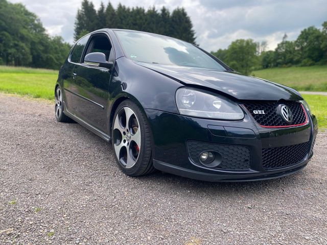 Volkswagen Golf 2.0 T-FSI GTI GTI