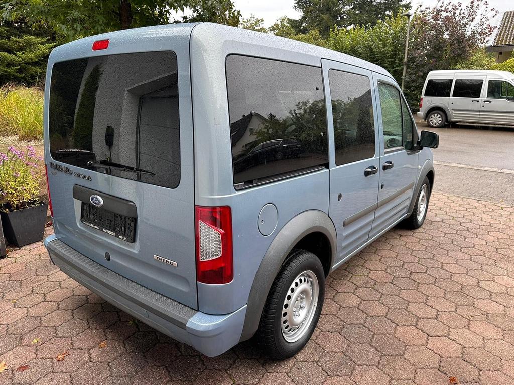 Ford Tourneo