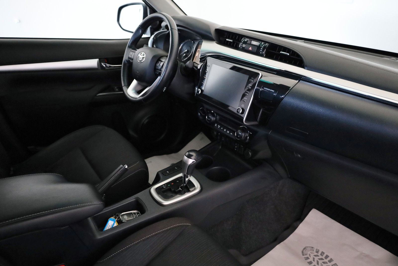 Fahrzeugabbildung Toyota Hilux Executive 2.8D-4D 4x4,Navi,Kamera,ACC,AHK
