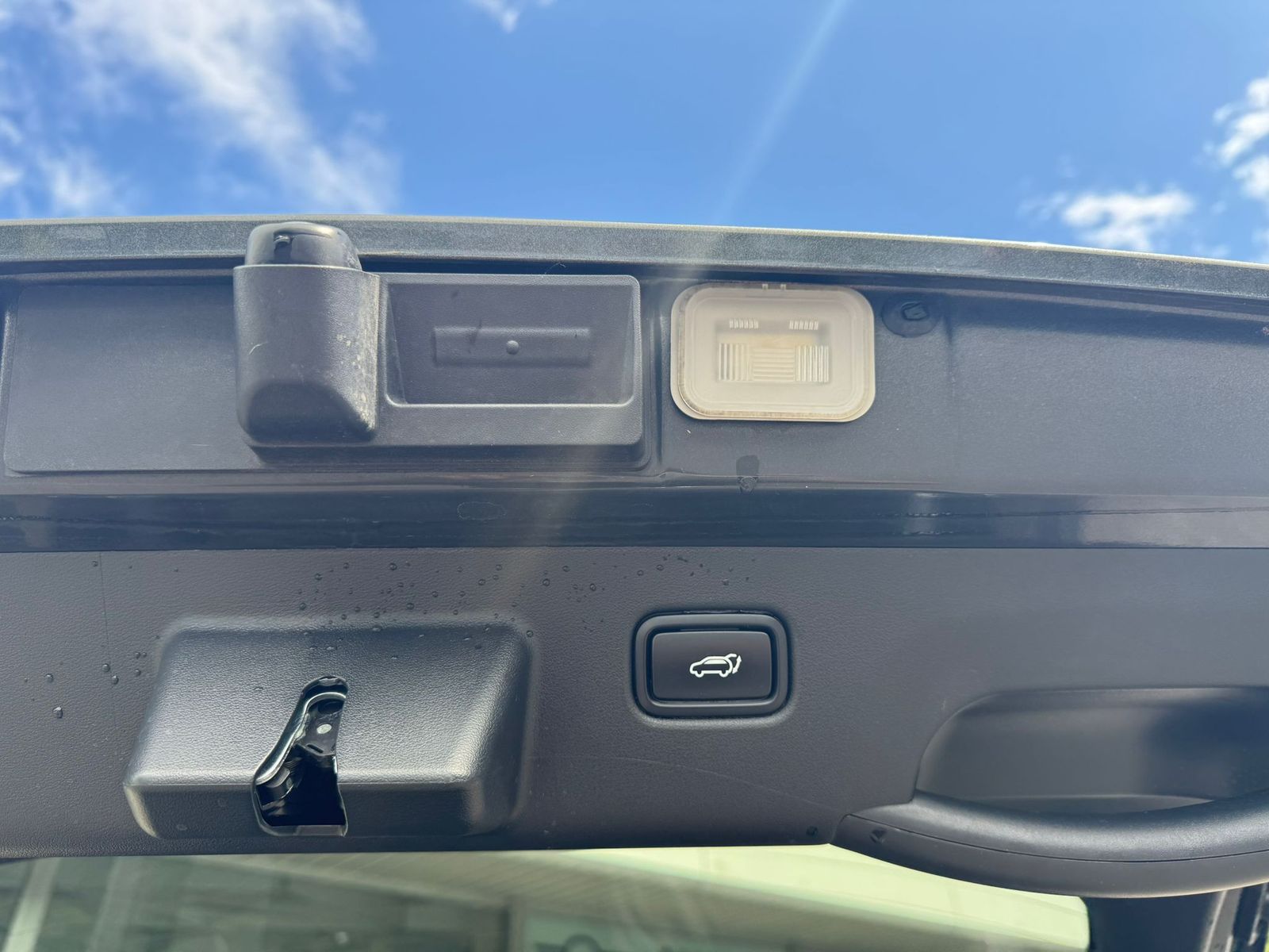 Fahrzeugabbildung Kia EV6 2WD NAVI+LED+SHZ+HEAD+KAMERA+DAB+ACC+19"+