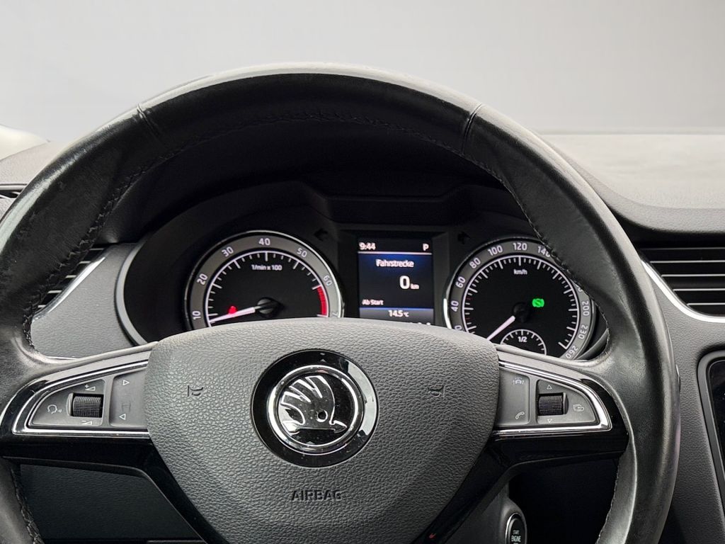 Fahrzeugabbildung SKODA Octavia Combi 1.8 TSI DSG Style