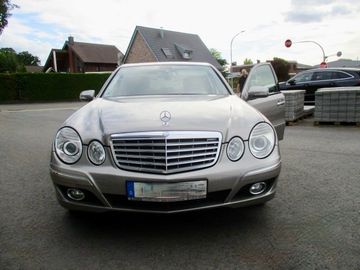 Mercedes E 200 - 8