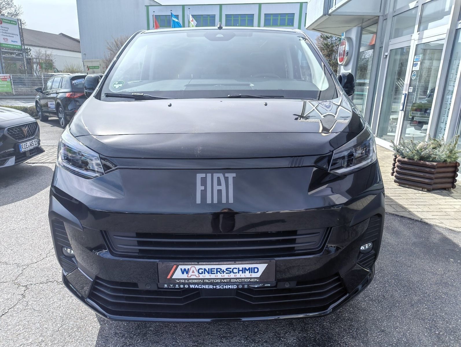 Fahrzeugabbildung Fiat Ulysse 180 BlueHDi L3 Top