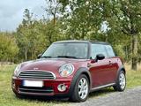 MINI Mini Cooper 1.6 Diesel - MINI Cooper mit Diesel-Antrieb: Automatik