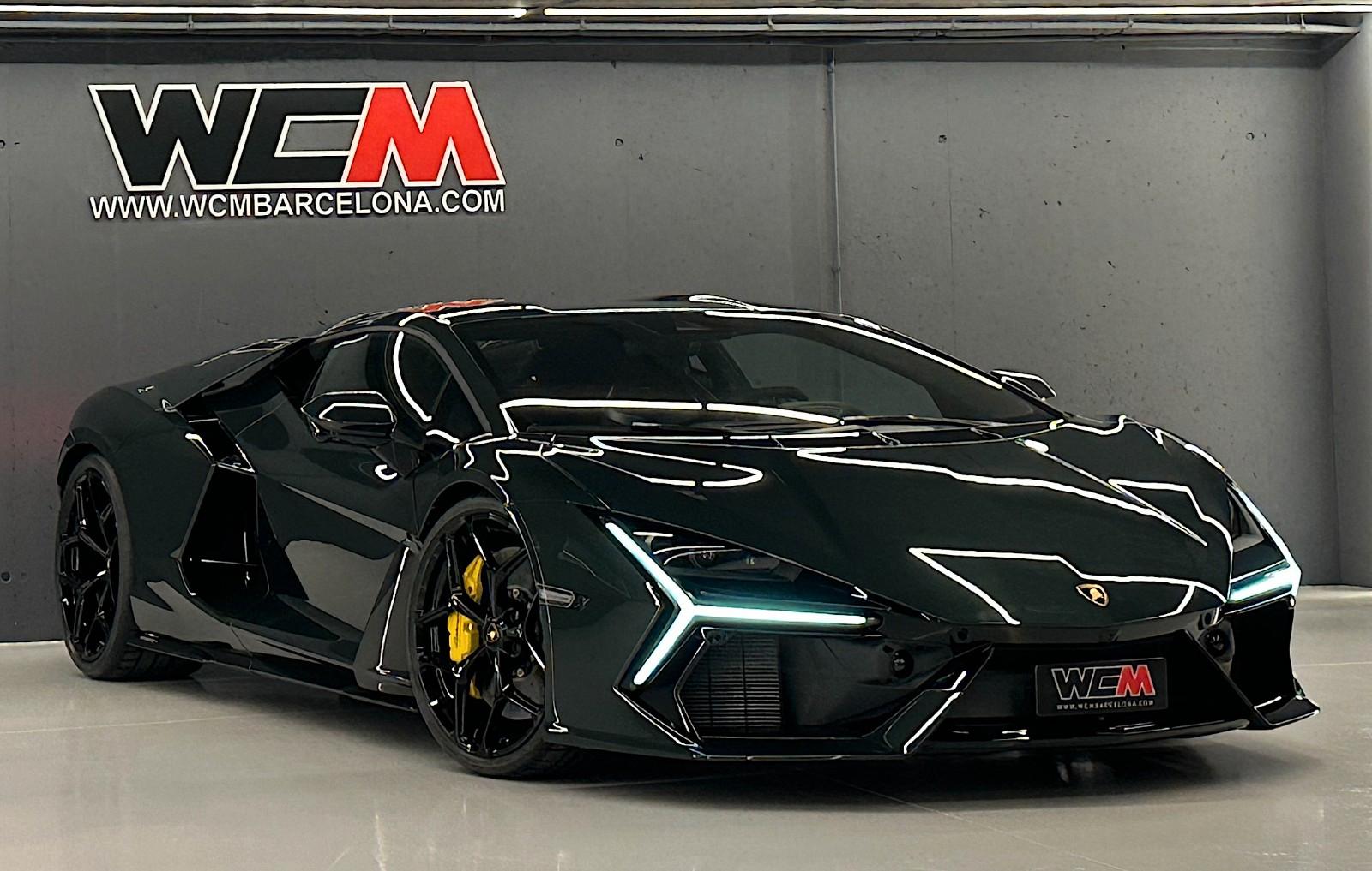 Lamborghini Revuelto 6.5 V12 HPEV  2025 "Only 900 Km"