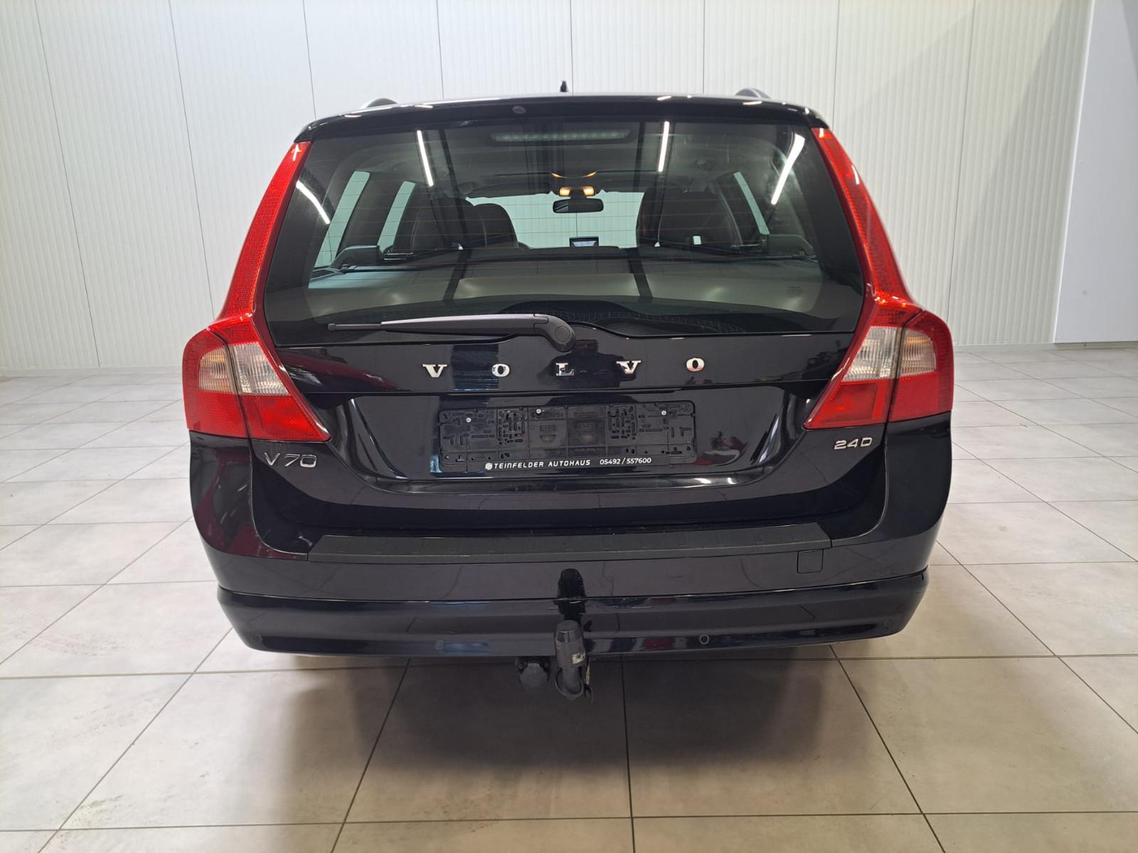 Volvo V70 2010 — photo 6