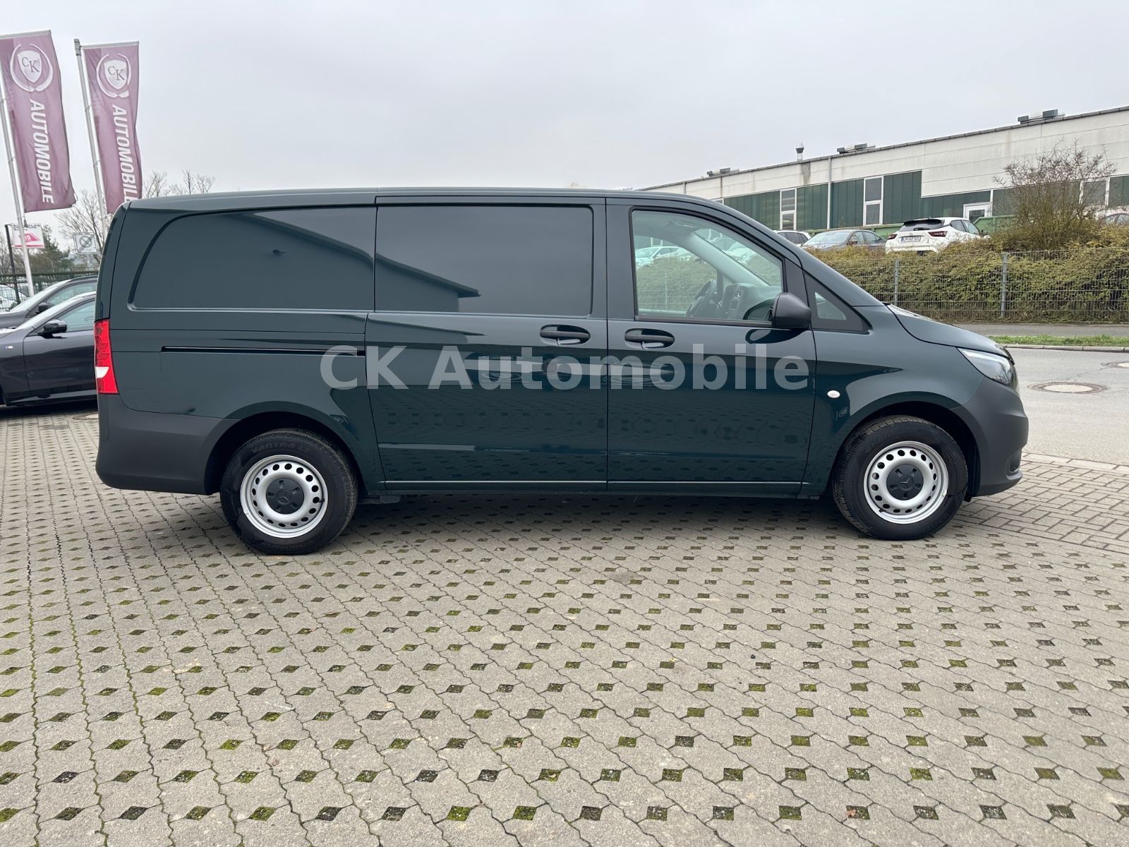 Fahrzeugabbildung Mercedes-Benz Vito Kasten 114CDI RWD lang/Klima/Tempomat/AHK