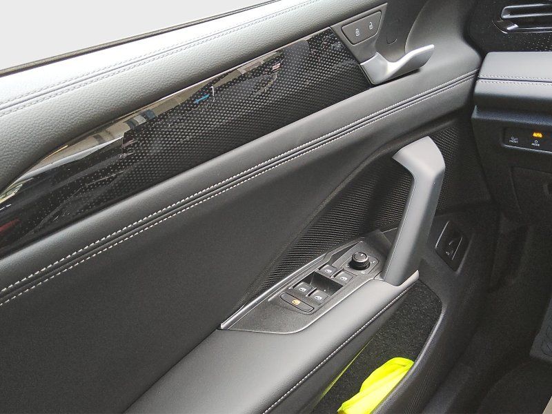 Fahrzeugansicht 9 Fahrzeugabbildung Volkswagen Tiguan 1.5 eTSI Life DSG