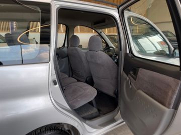 Toyota Yaris 1.3 linea sol *Klima*TÜV0826*AHK*
