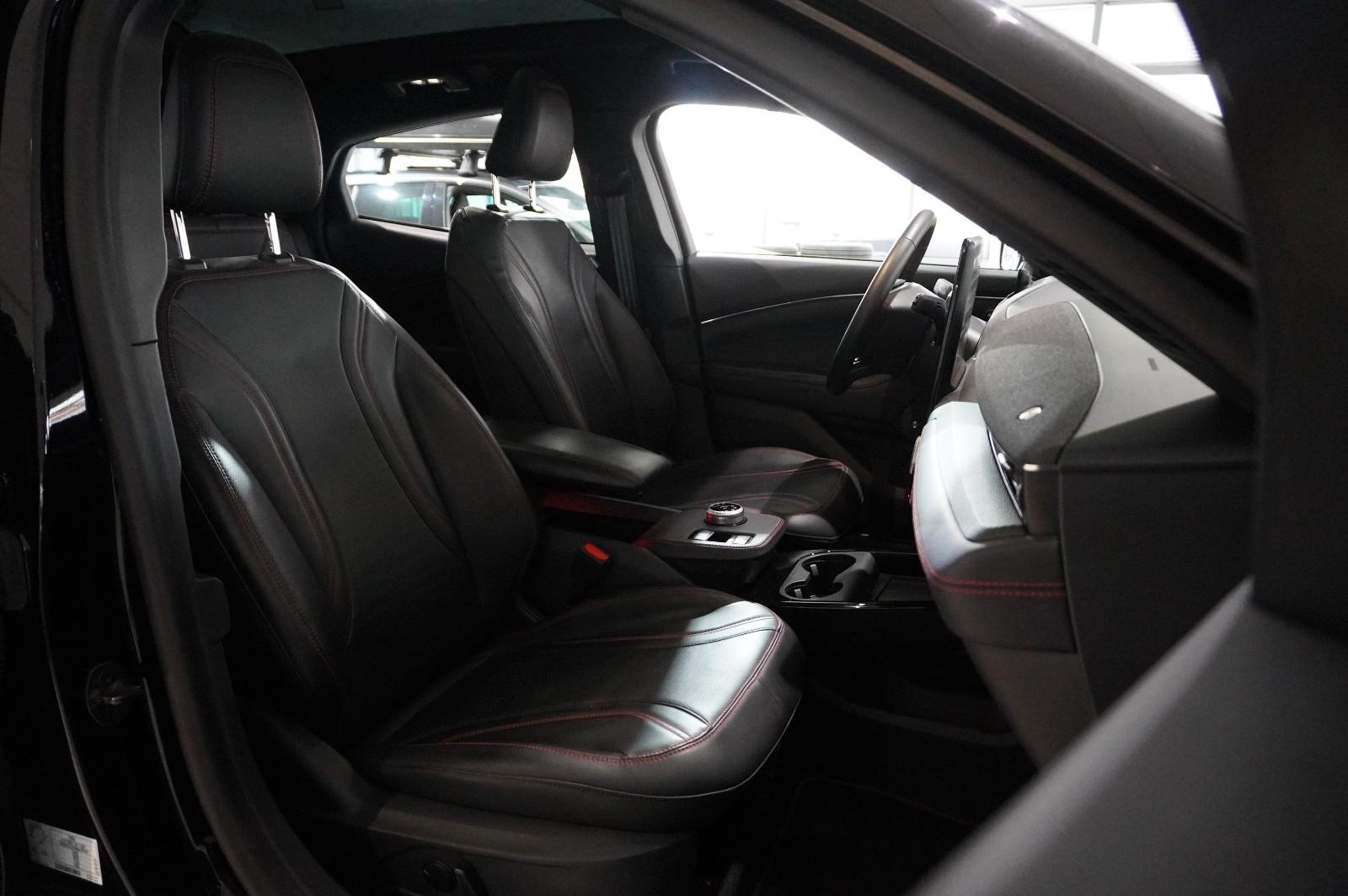 Ford Mustang Mach-E PREMIUM AWD 99KWH NAVI/360°/AHK