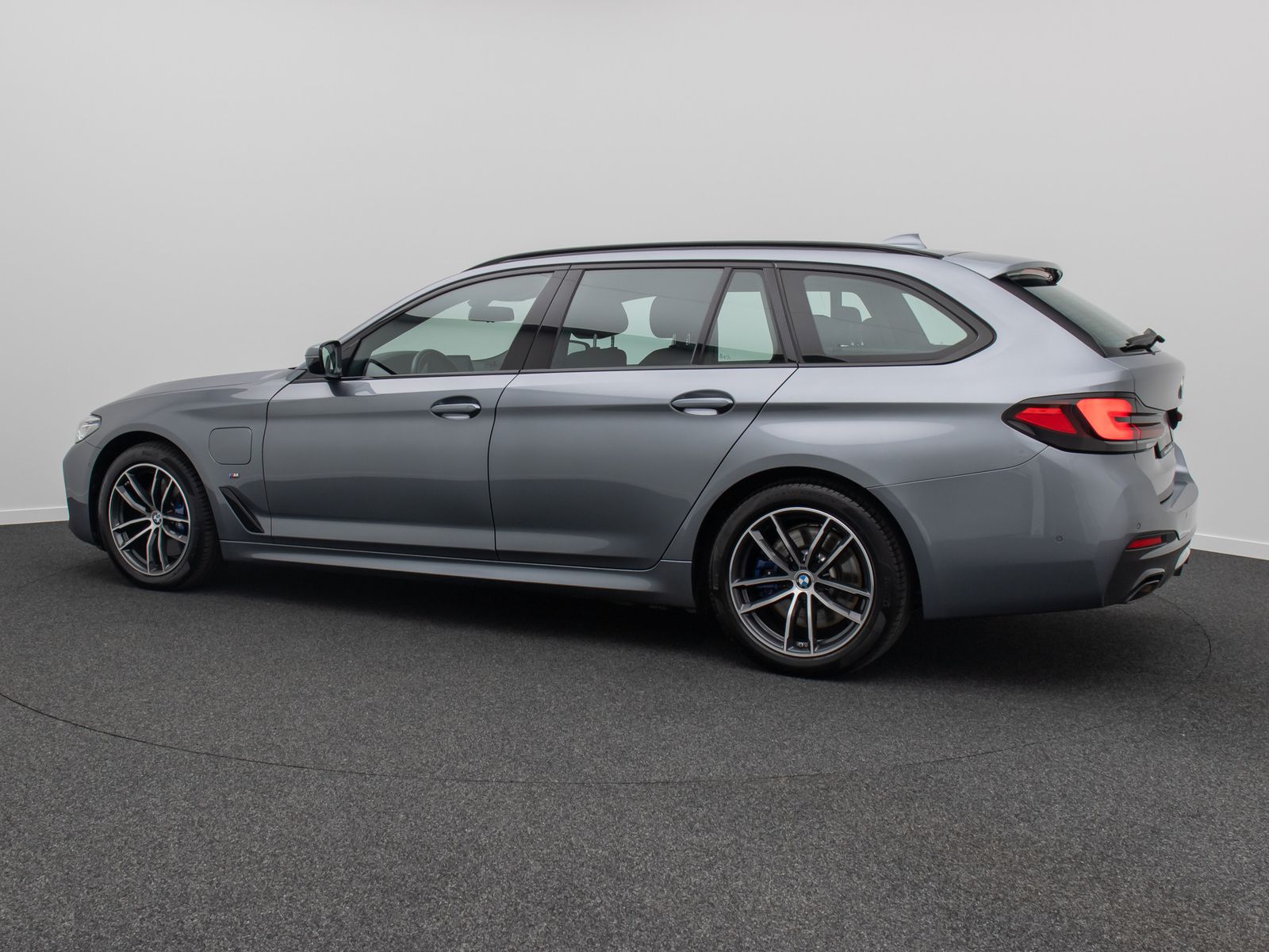Fahrzeugabbildung BMW 530e xD M Sport HiFi DAB CockPit+LED PDC Alarm