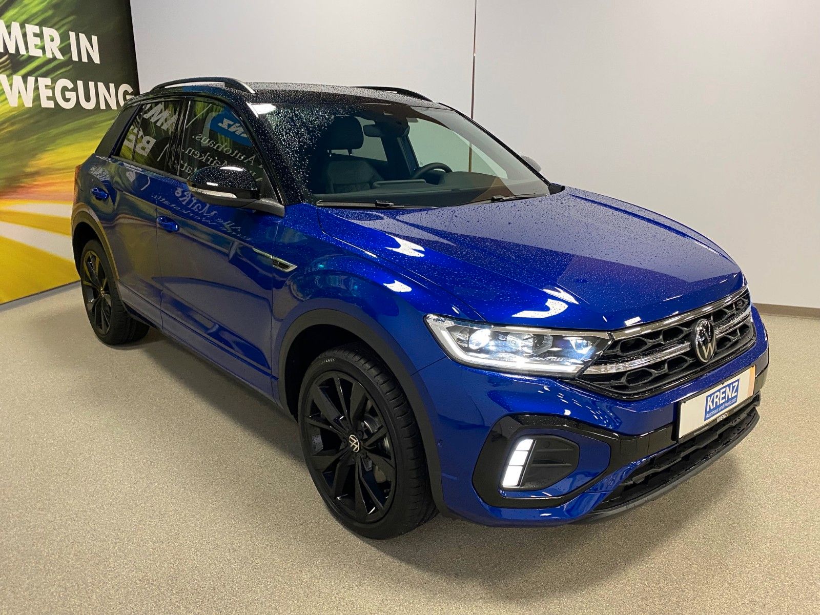 Fahrzeugabbildung Volkswagen T-Roc 1.5 TSI DSG R-Line+ACC+AHK+19 ZOLL ALUFELG