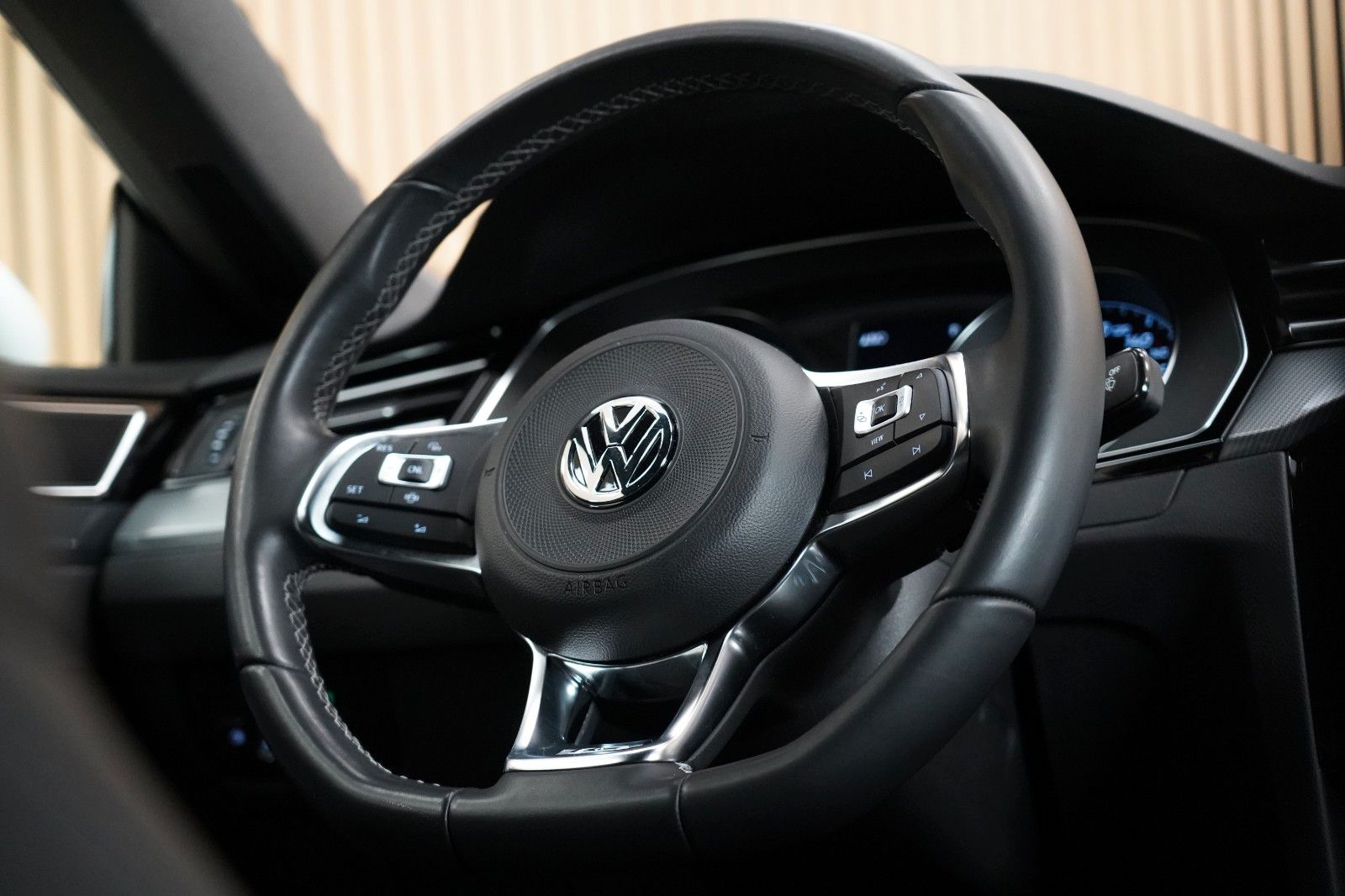 Volkswagen Arteon 2.0 TSI R-Line 4M LED NAVI LEDER KESSY foto 13