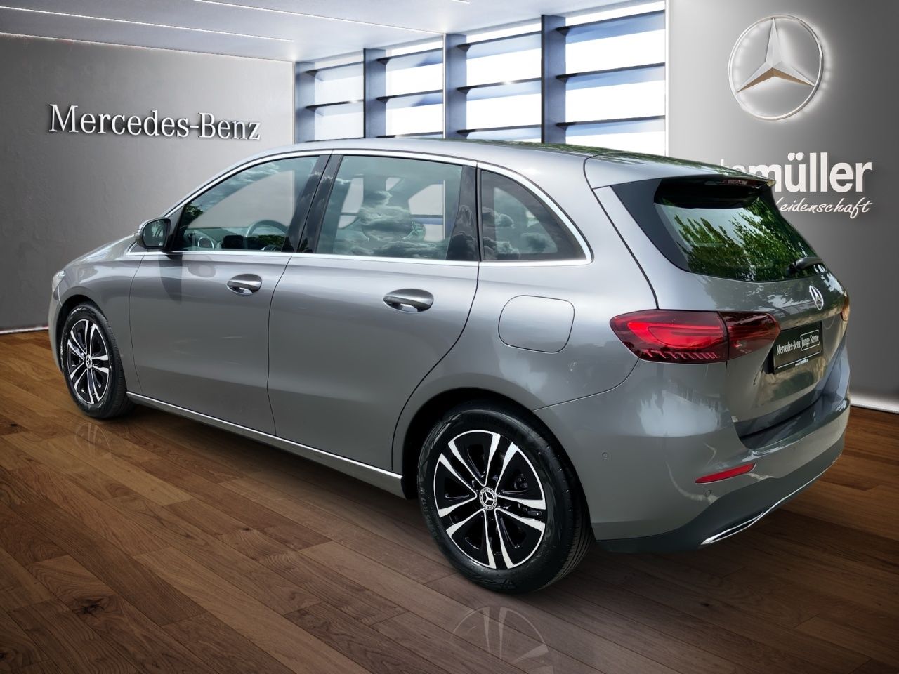 Fahrzeugabbildung Mercedes-Benz B 200 PROGRESSIVE+AHK+LENKRADHEIZ+KLIMAAUTOM+LED
