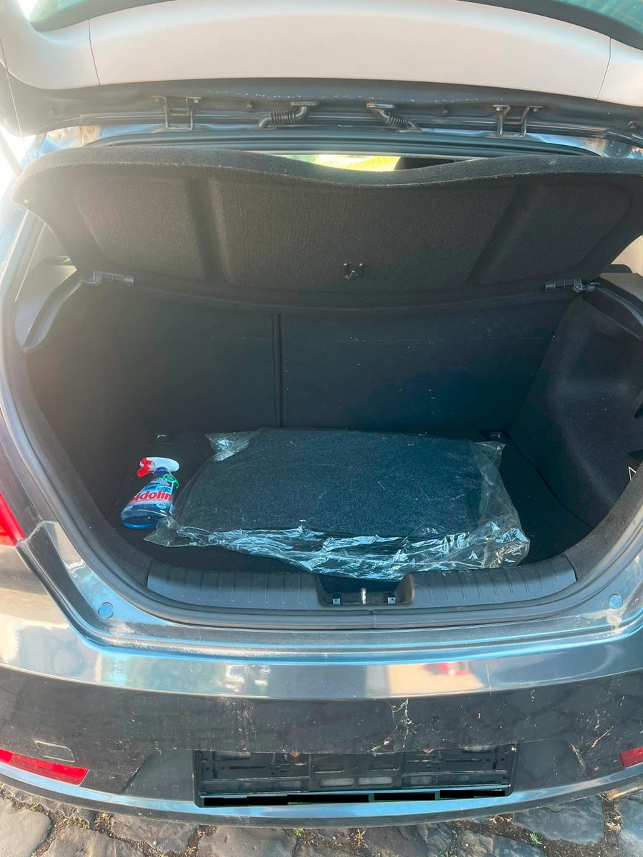 Kia cee'd TÜV 1. Hand