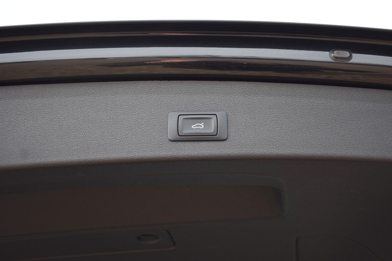 Fahrzeugabbildung Audi Q5 2.0 TDI 130 kW quattro S Line AHK  20*