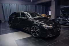 AUDI RS6 Avant*HU*PANO*MATRIX*AHK*SH*KERAMIK*360*B&O*