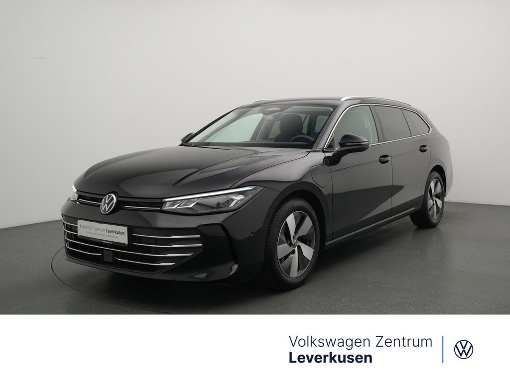 Volkswagen Passat eHybrid Business MASSAGE AHK ACC LEDER
