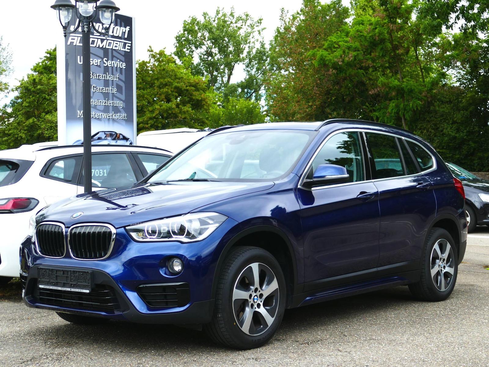 BMW X1 xDrive20i SportLine Pano Navi ACC Kam LED AHK