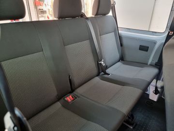 Volkswagen T6 Kombi+LR+NAVI+AHK+9 SITZE