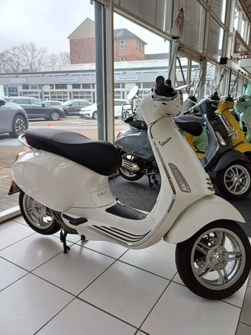 Vespa Primavera Elettrica 45 *Wenig KM*Top Zustand*