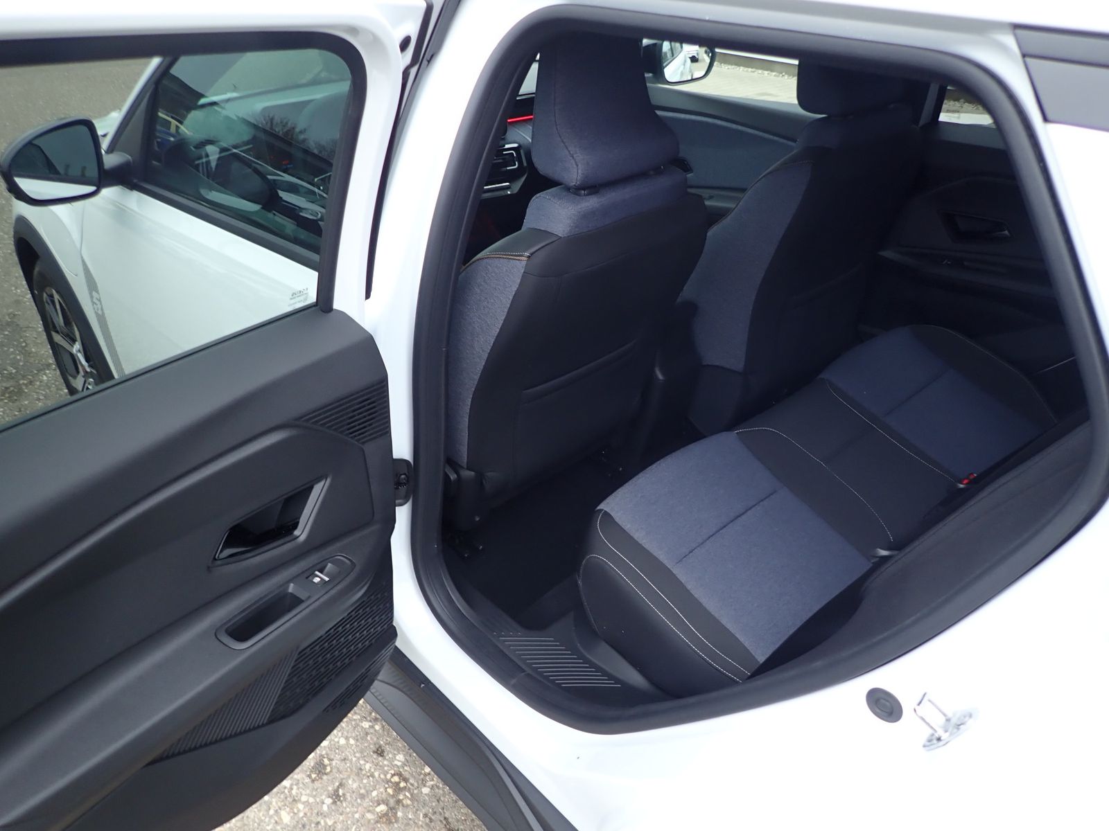 Fahrzeugabbildung Renault R 5 E-Tech elektrisch Techno 150 Comfort Range