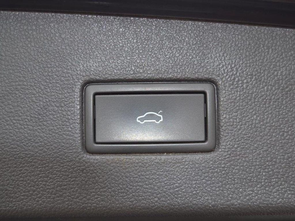 Tiguan Allspace 2.0 TDI 4Motion DSG Elegance AHK