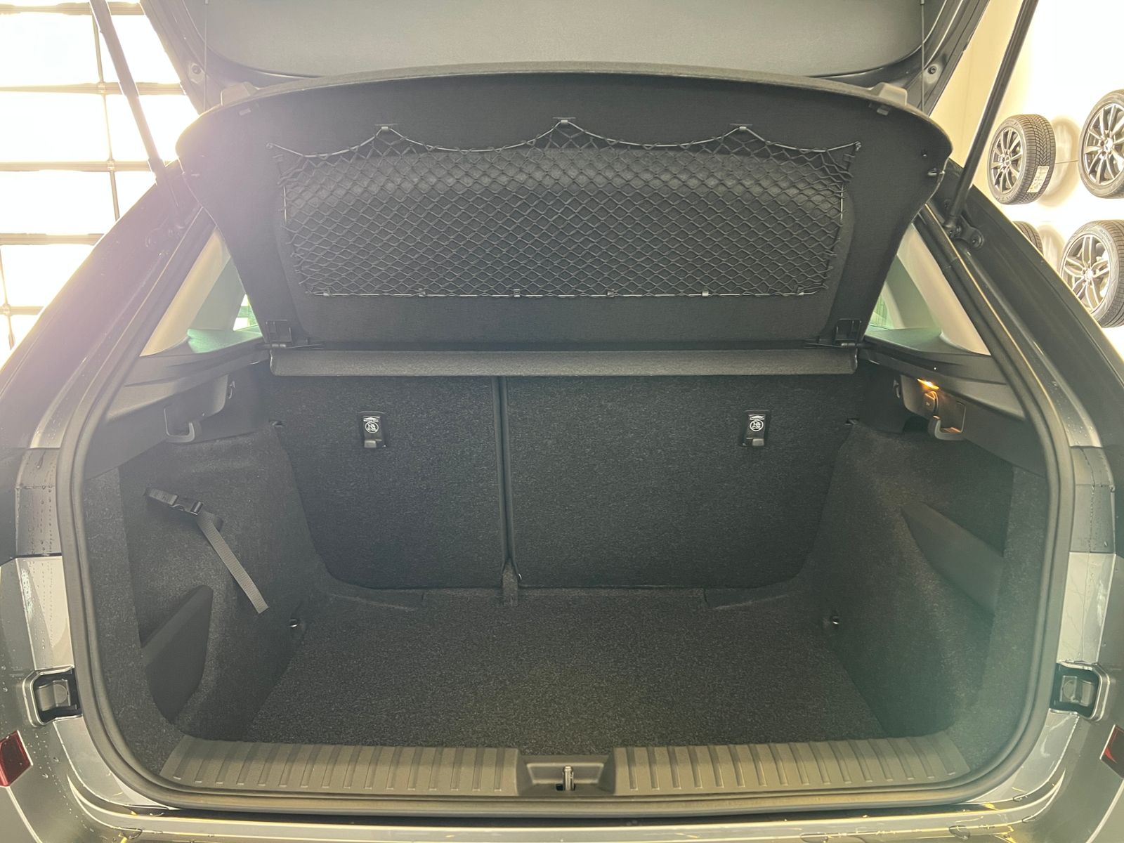 Fahrzeugabbildung SKODA Kamiq Selection 1.0 TSI DSG *LED, ACC, SmartLink