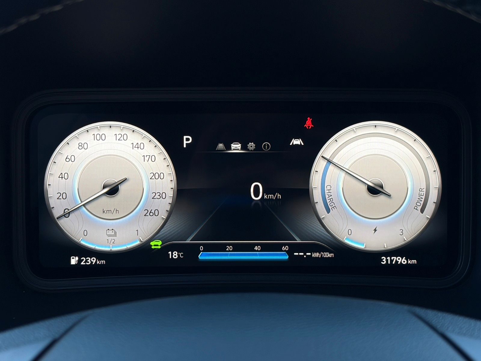 Fahrzeugabbildung Hyundai KONA E Select ACC PDC LFA LKA SHZ LHZ CarPlay