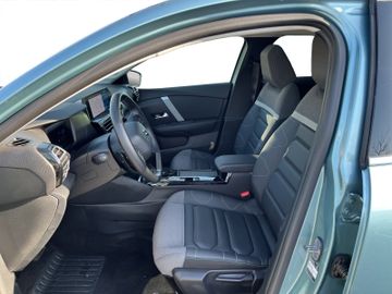 Citroën C4 Shine PT 130 EAT8 Navi+SHZ+RFK+LHZ+HUD+LM+SD