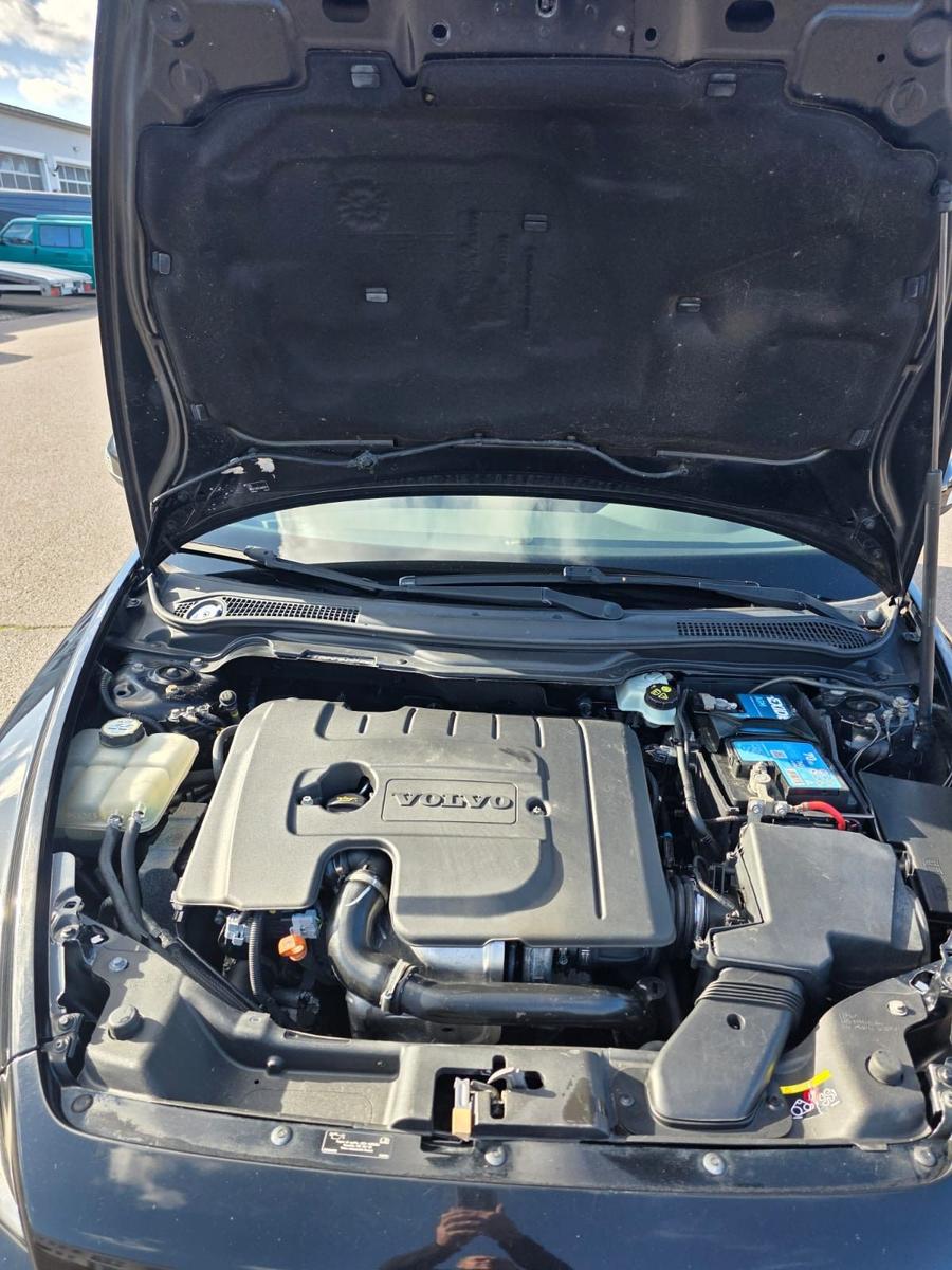 Volvo V50 2009 — photo 13