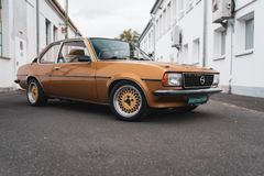 Fahrzeugabbildung Opel Ascona B *C20LET Motor/Recaro/300 PS/Unikat*