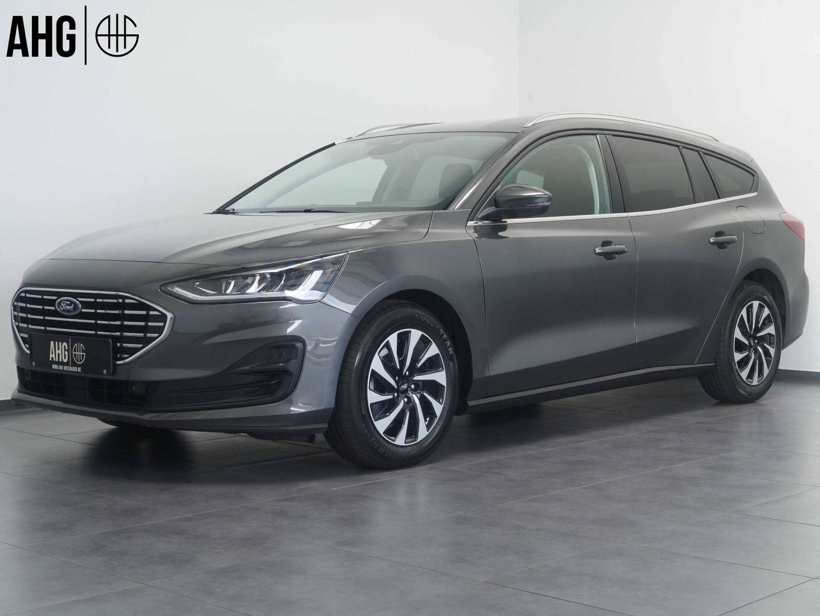 Fahrzeugabbildung Ford Focus Turnier 1.0 EcoBoost Titanium X