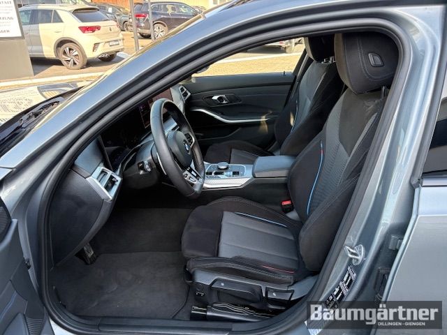 Fahrzeugabbildung BMW 330 i xDrive M-Sport Touring Kamera/ACC/Sitzh.