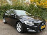 Volvo V60 D6 AWD Plug-in-Hybrid Summum - Volvo V60 Hybrid (Diesel/Elektro)
