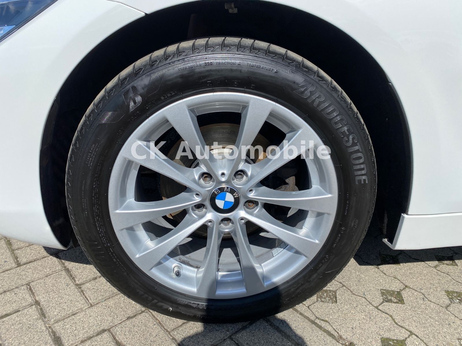 Fahrzeugabbildung BMW 420i xDrive Gran Coupe Advantage/Navi/LED/Kamera