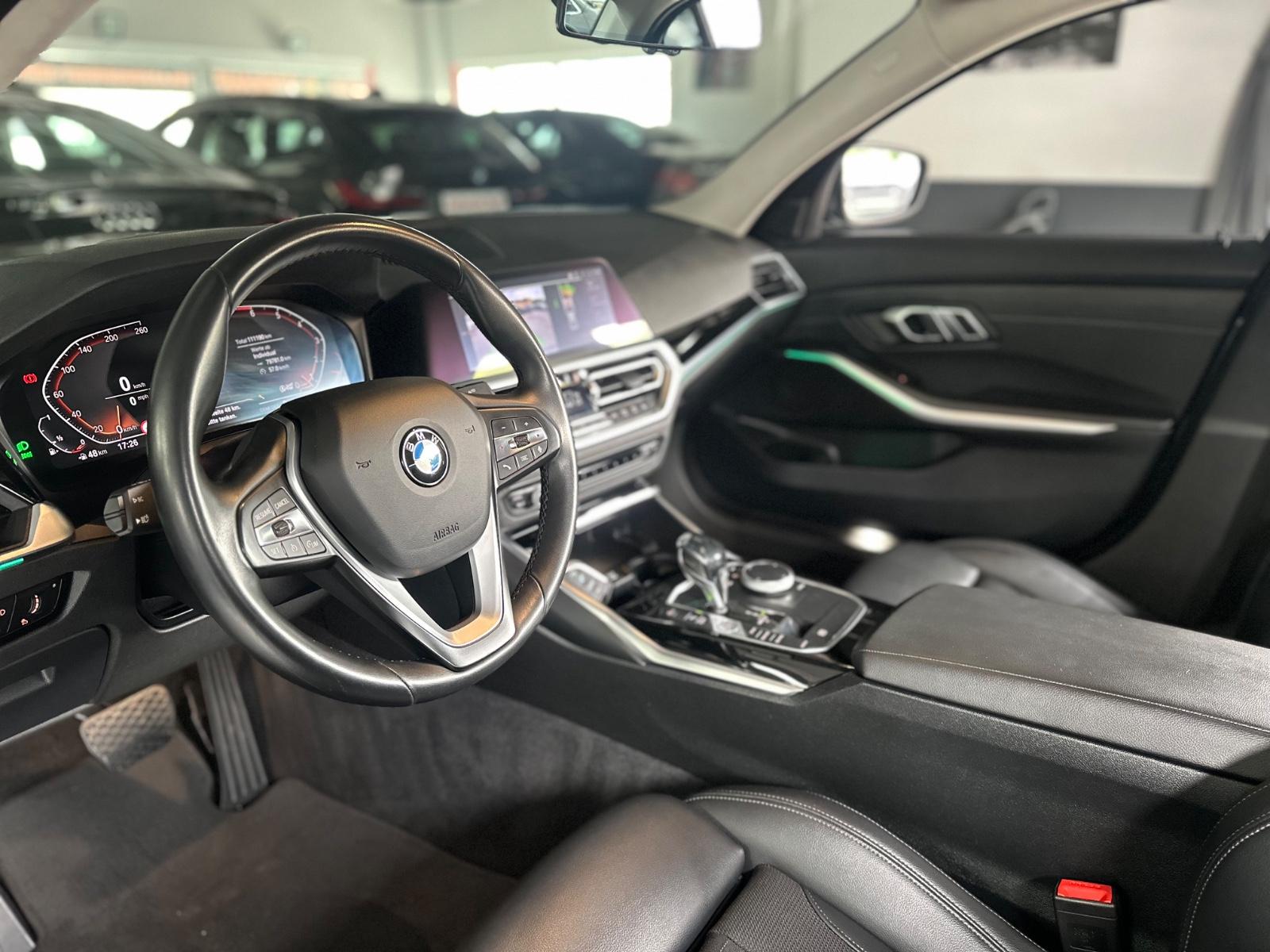 BMW 320i Limousine Advantage