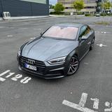 Audi S5 / 8-Fach bereift / Top - Audi S5 mit Benzin-Antrieb: Sportwagen, Automatik