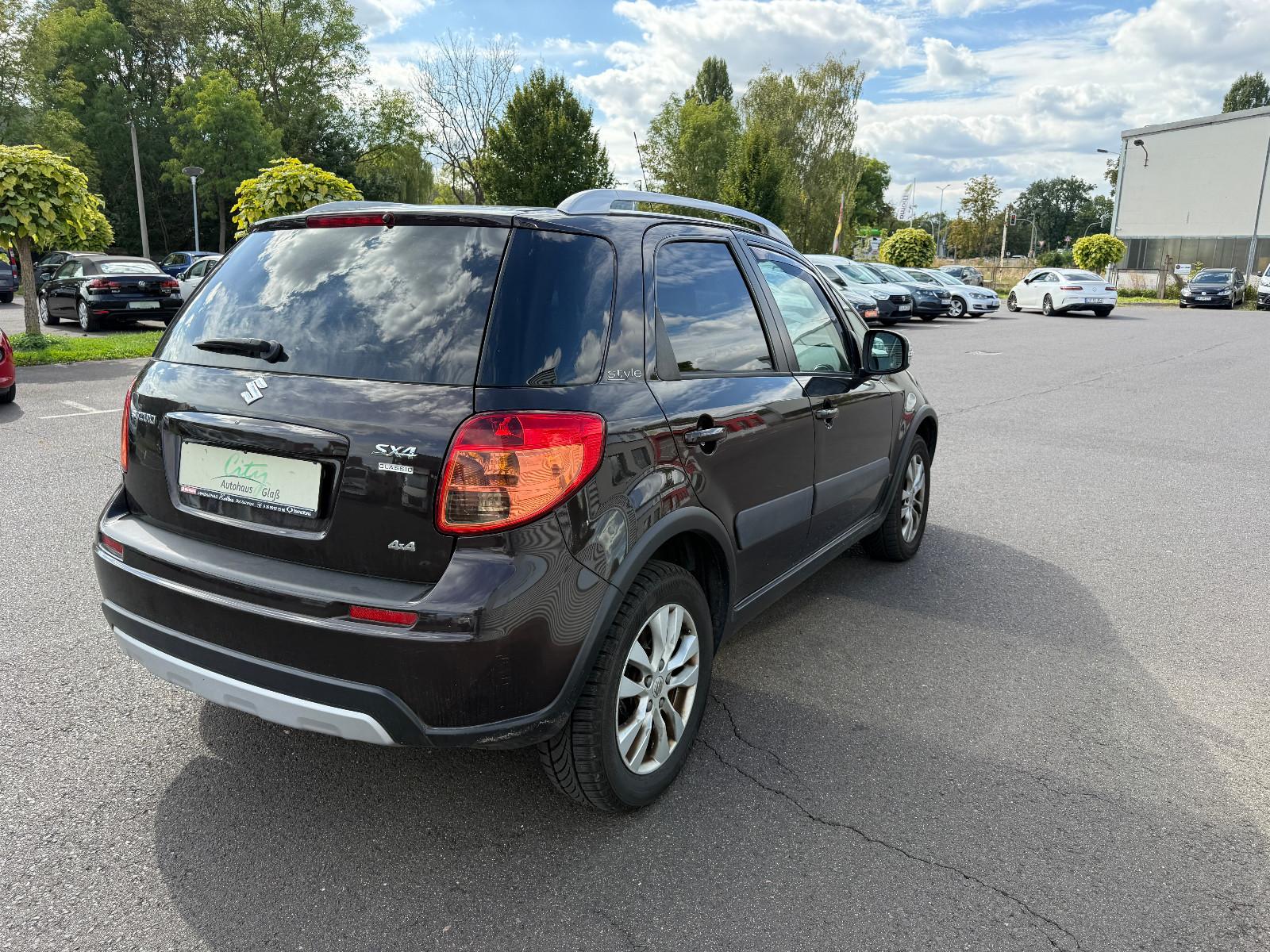 Suzuki SX4 Style 4x4+Klimaauto+SHZ+Temp+ZV+LM+