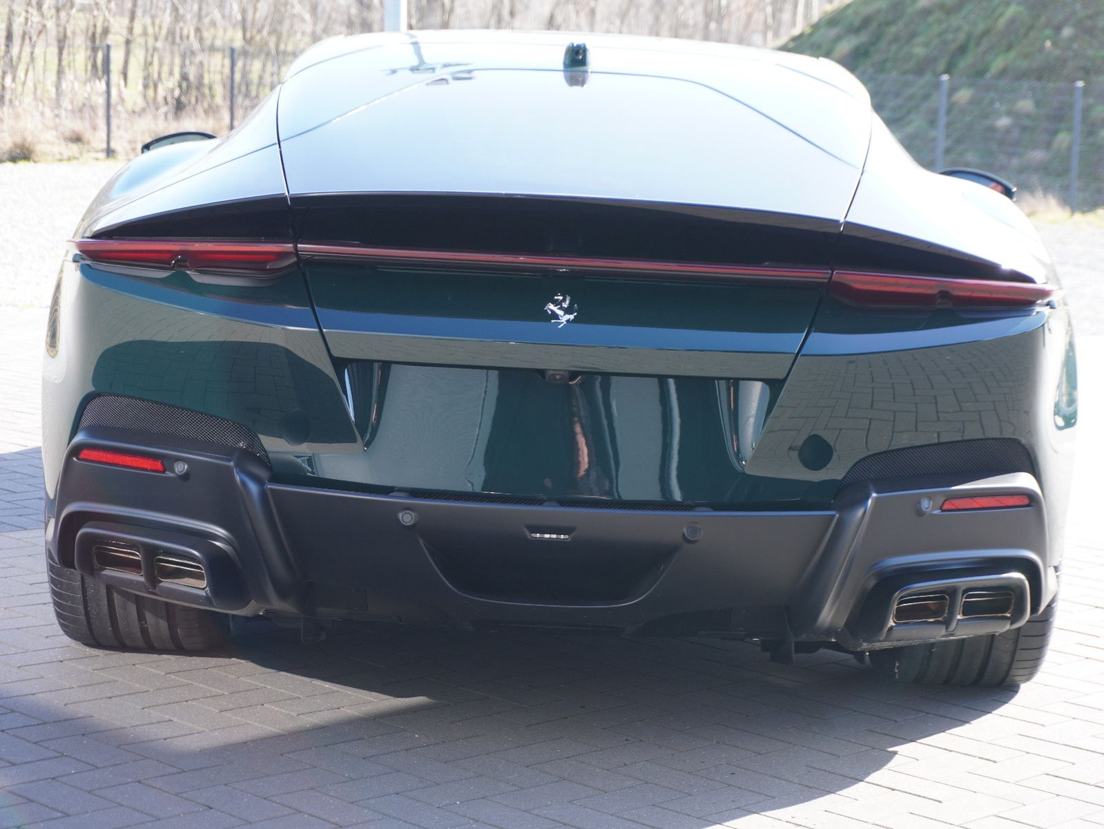 Fahrzeugabbildung Ferrari *Pano,ACC,Lift,Carbon,Histori. Colour*