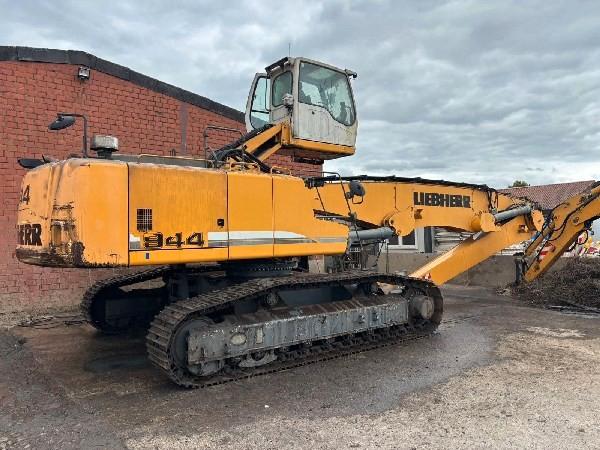 Liebherr R944