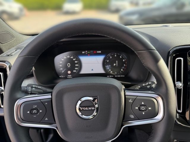 Volvo XC40 T2 Core mit Kamera Sitzheizung GJR PDC Navi foto 8