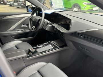 Fotografie 6 des Opel Astra Sports Tourer 1.5 D Automatik GS