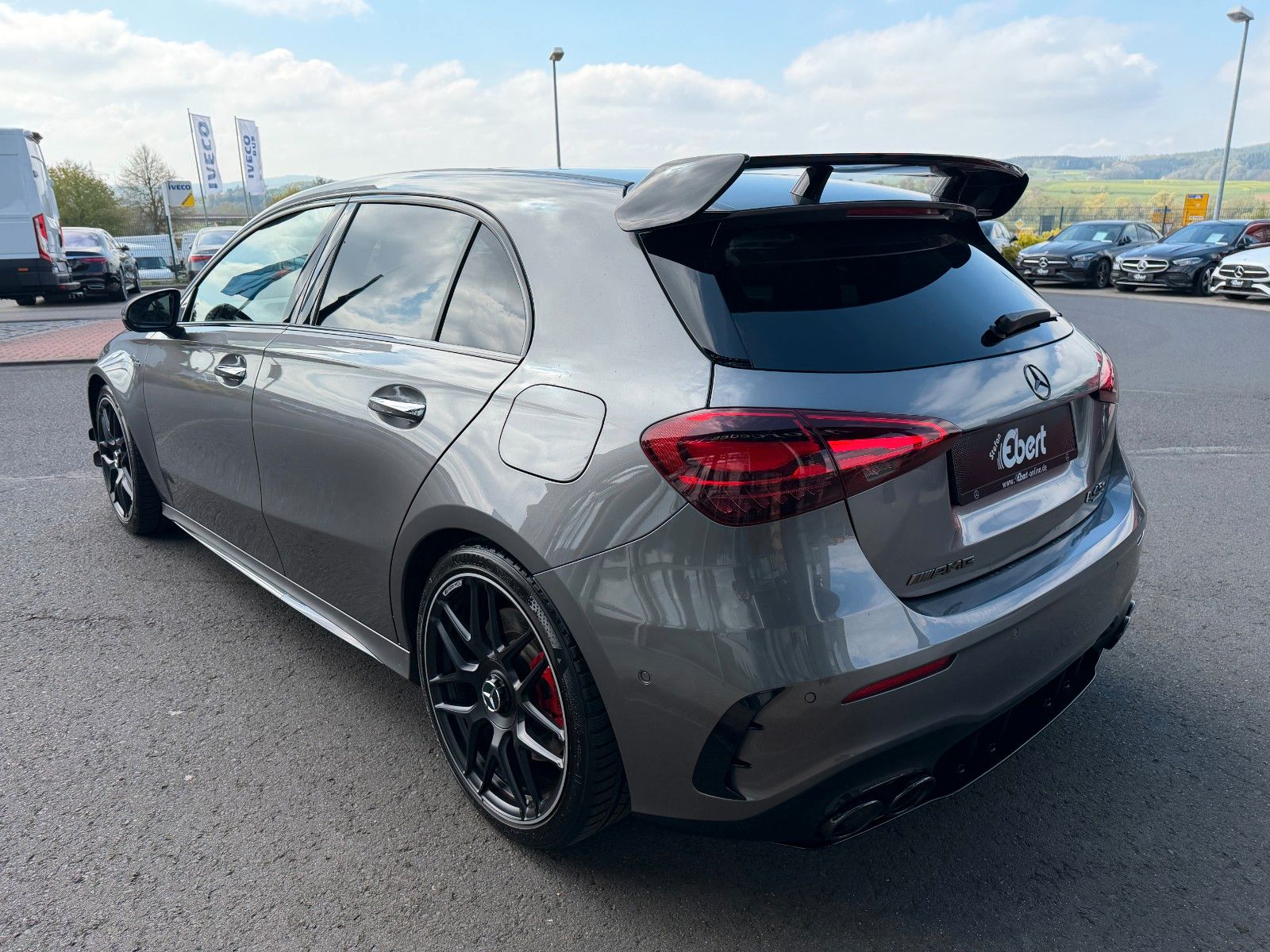 Fahrzeugabbildung Mercedes-Benz A 45 S AMG 4M AERO+PERFSITZE+BURM+PANO+360°+MBEA