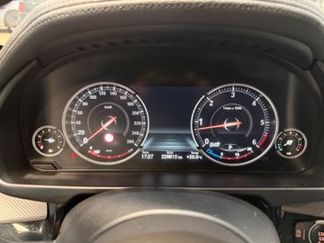 BMW X6 - 10