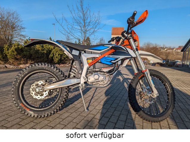 KTM FREERIDE E-XC 2023 mit Ladegerät & 32% Nachlass!